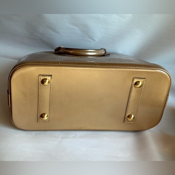 Louis Vuitton bag - Picture 9 of 14